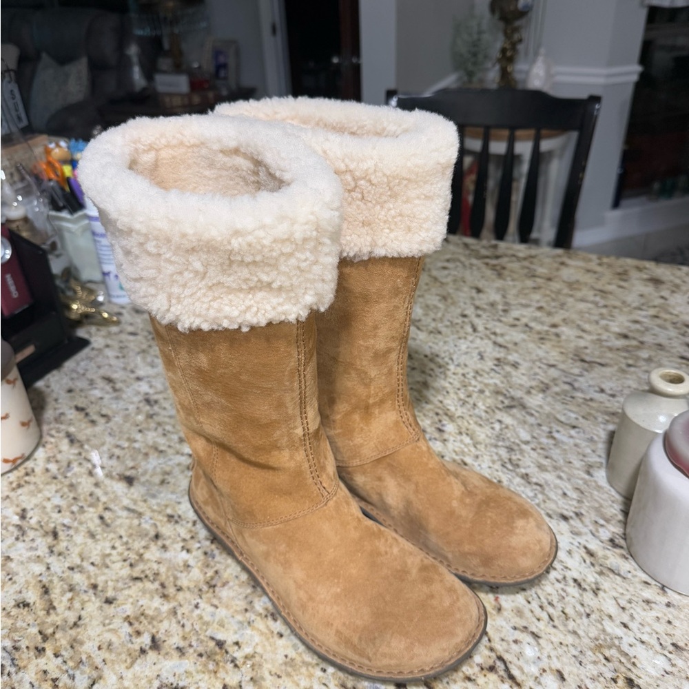 Ugg Karyn Chestnut Suede Sherpa Shearling Cuff zip Mid Calf Boots 9